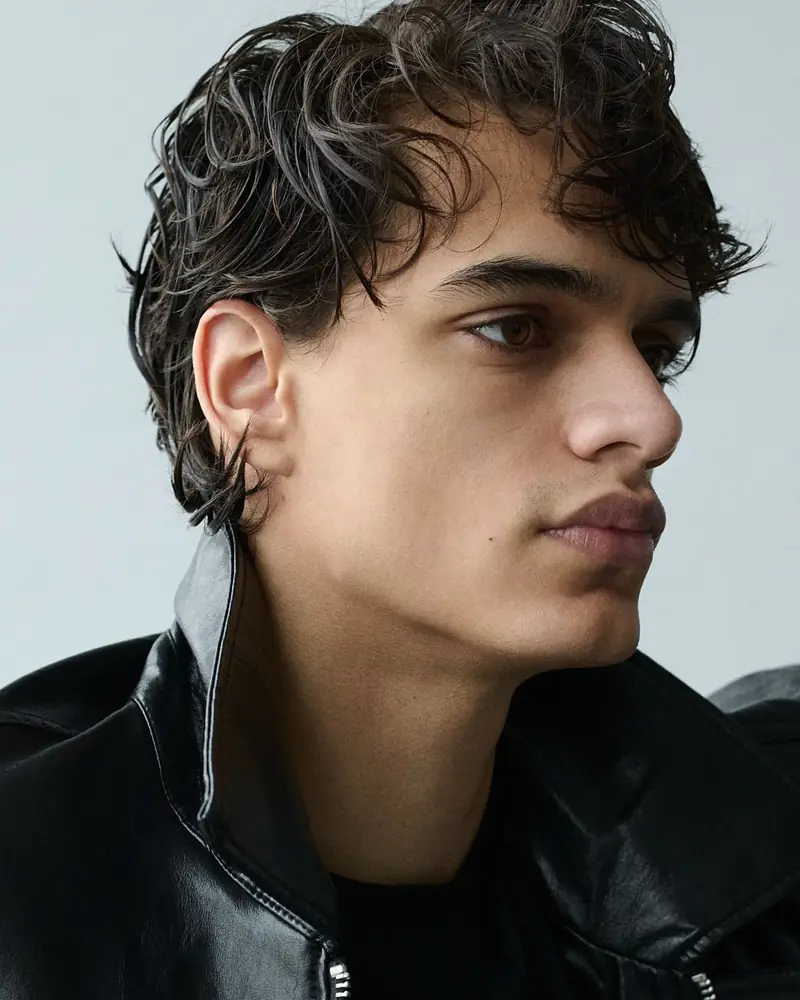 Stefano Scholtens — Profile, three-quarter, photographed by Christopher Morel